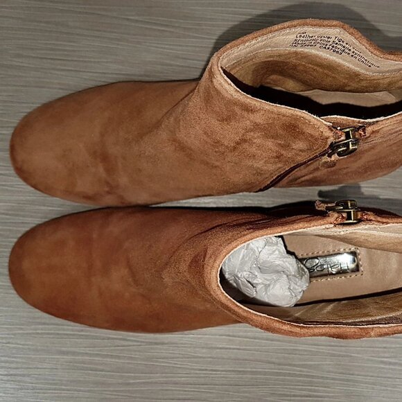 Halogen 'Cori' Round Toe Bootie, Rust Colored Suede, Womens Size 6 - Picture 7 of 8